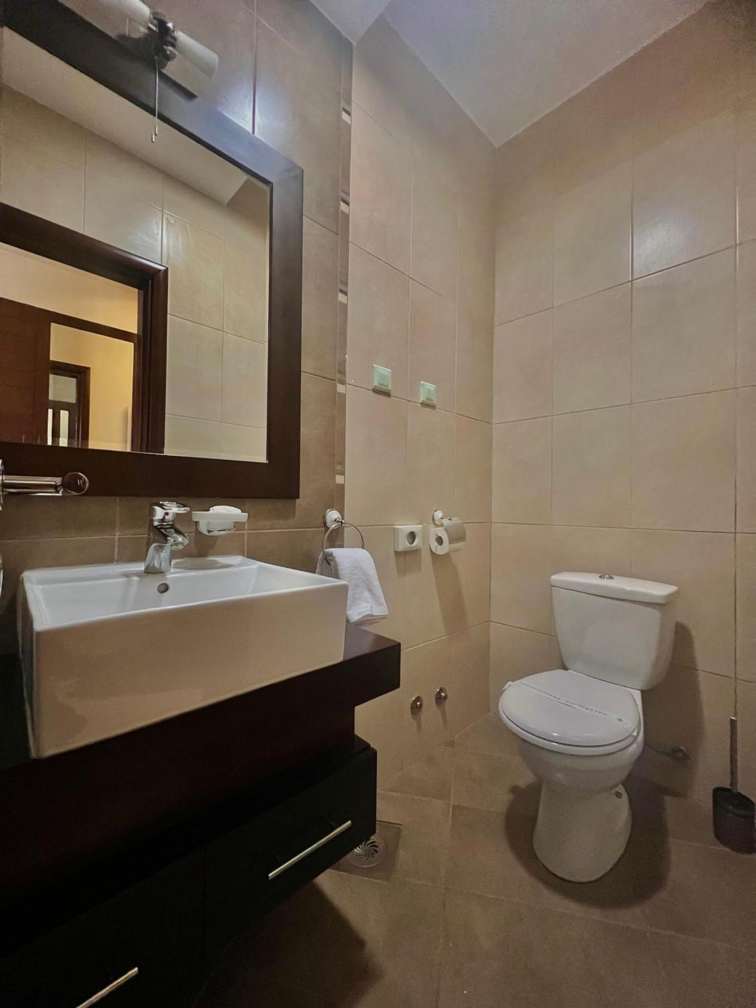 Hotel Aria Mitrovici  Zewnętrze zdjęcie