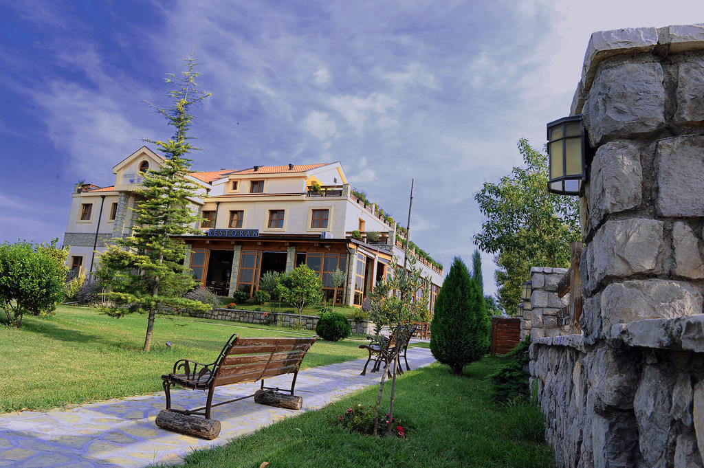 Hotel Aria Mitrovici  Zewnętrze zdjęcie