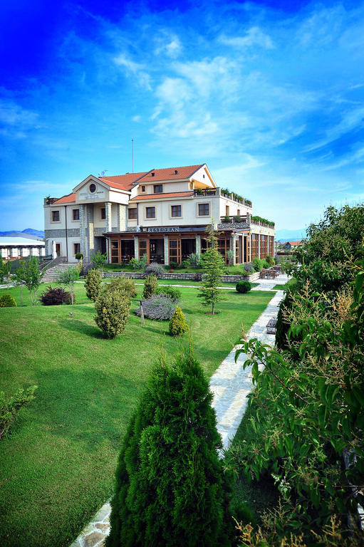 Hotel Aria Mitrovici  Zewnętrze zdjęcie