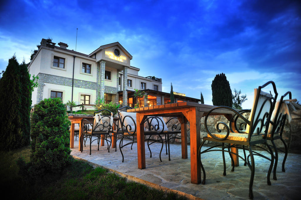 Hotel Aria Mitrovici  Zewnętrze zdjęcie